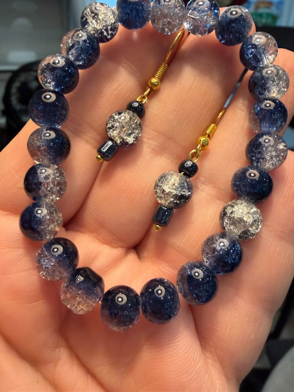 🔮 Sapphire Night Crystal Stretch Bracelet & Matching Crackle Glass Earring Set